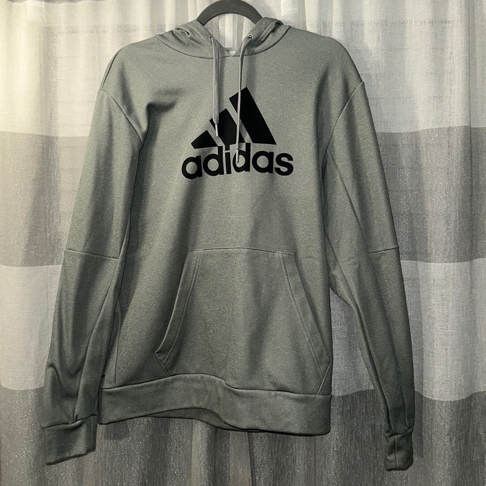 New grey men’s adidas sweatshirt